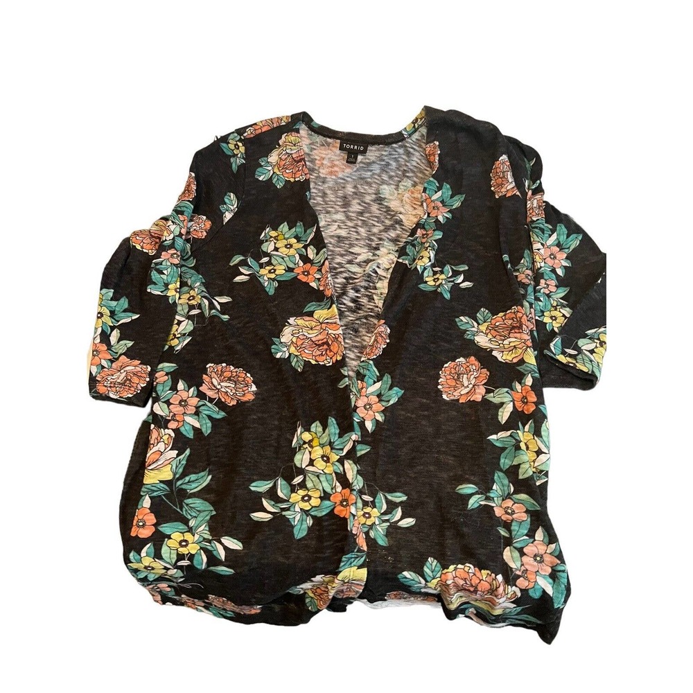 Torrid Cardigan Size 1X Open Front Cardigan Sweater All Over Floral Print Black